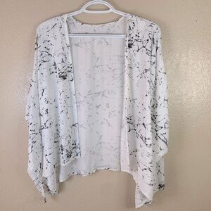 Marine Layer Love Me Tender Short Beachy Black White Marbled Kimono Top O/S